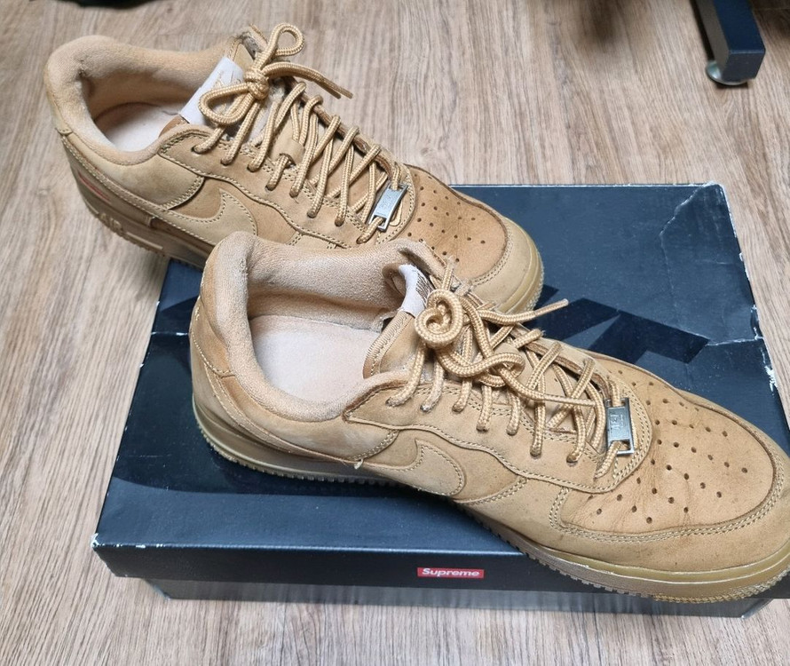 나이키 슈프림 에어포스 된장포스 270 이미지