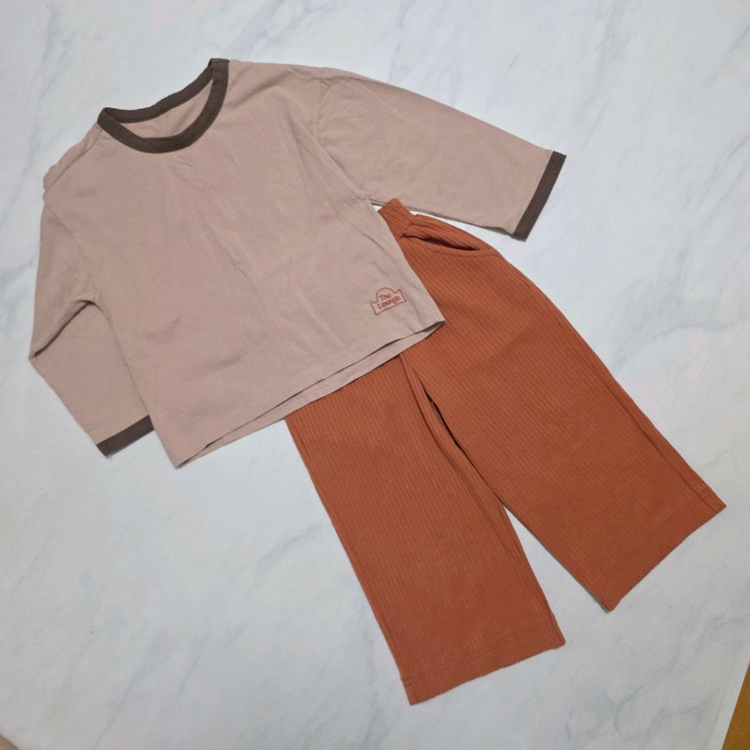 [4벌+덤] 110 실내복 코디아이 / L 아프리콧스튜디오 / 덤 밀리밤 120 조끼--4