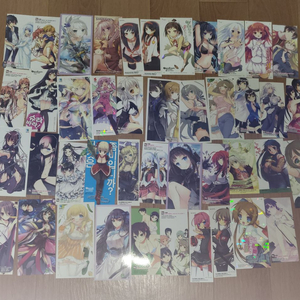 라이트노벨 초판 부록.아크릴등 180개 팝니다