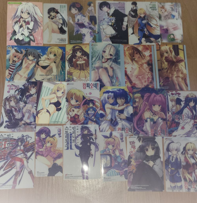 라이트노벨 초판 부록.아크릴등 180개 팝니다--4