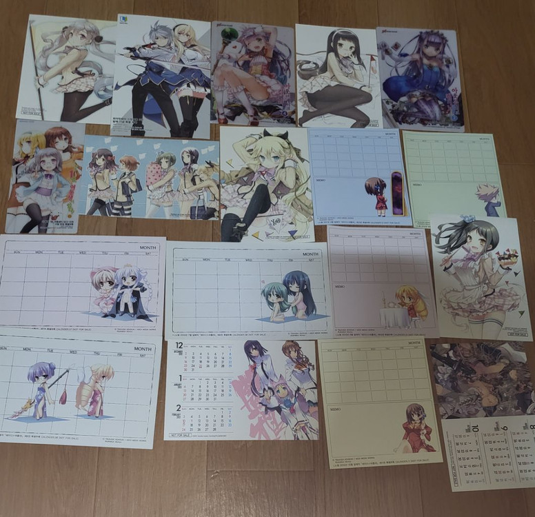 라이트노벨 초판 부록.아크릴등 180개 팝니다--5