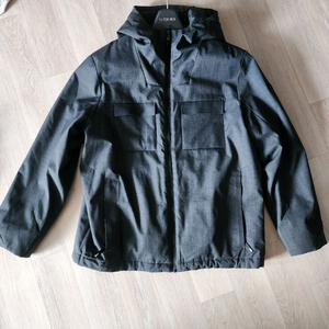 DKNY 남성용 퍼포먼스 테크 후드 모던 스톰 자켓 L 팝니다