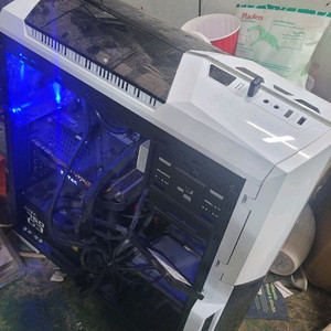 라이젠5 2600, ddr4 16gb, 500gb ssd, 1070ti 8gb 이미지