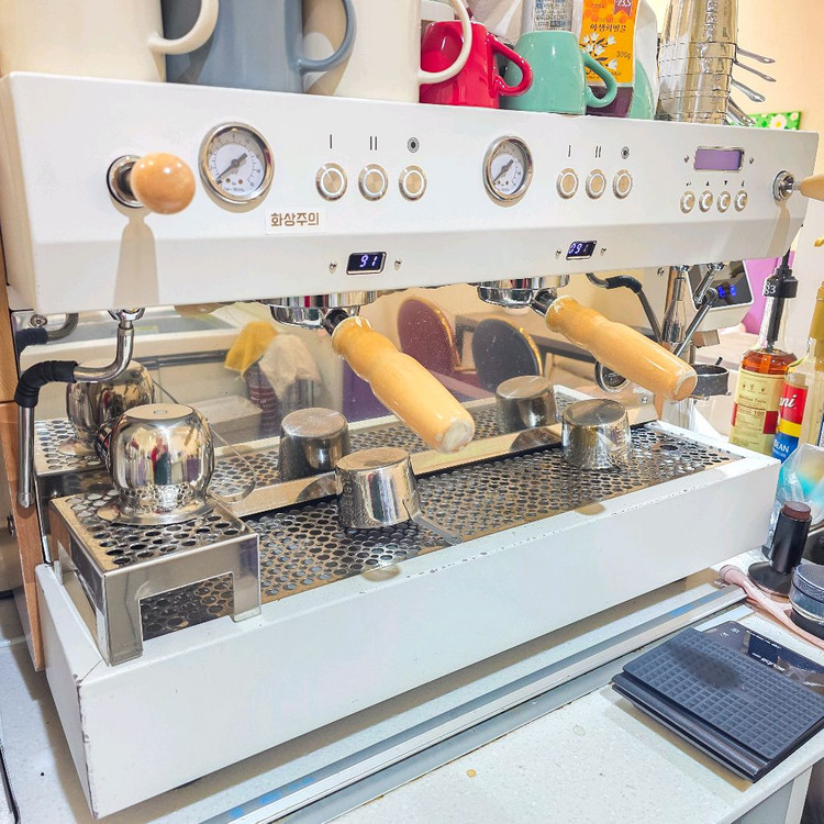 엘로치오 디그니티 2그룹 업소용 커피머신--1