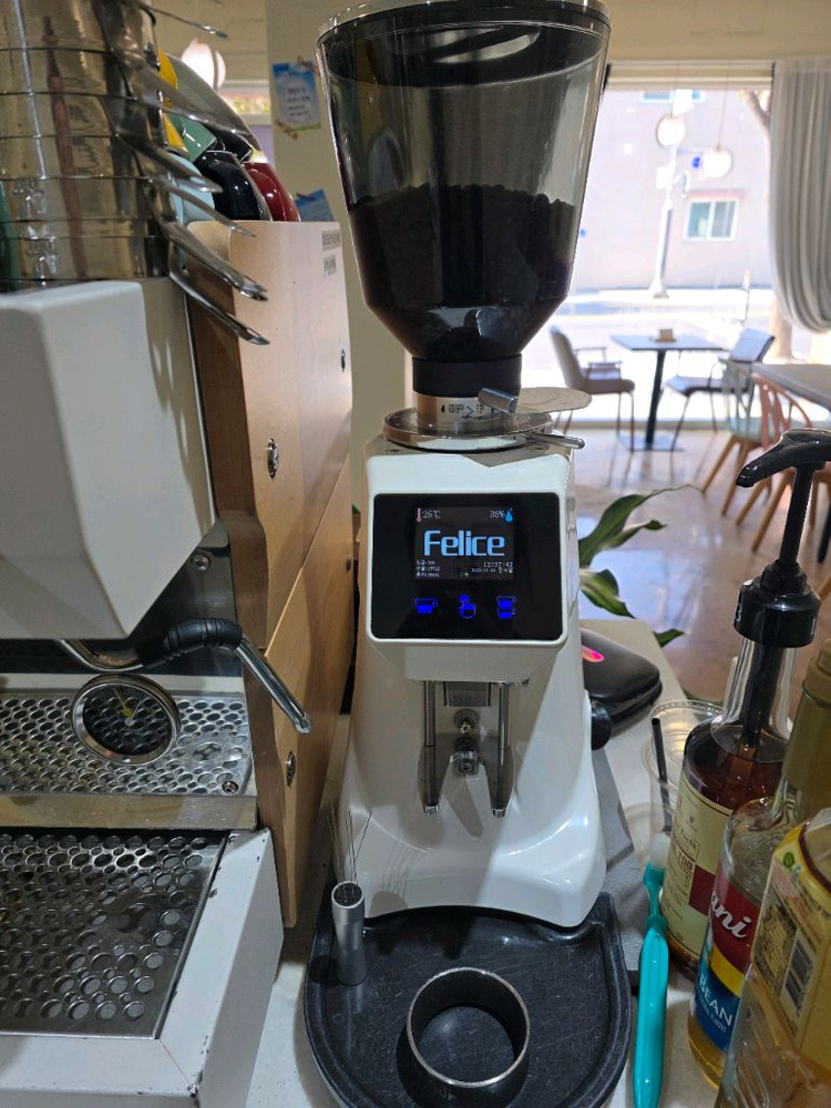 엘로치오 디그니티 2그룹 업소용 커피머신--4