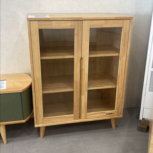원목 유리문 장식장