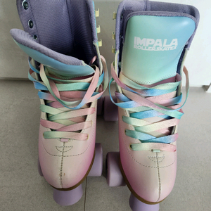 여성용 임팔라 롤러스케이트 파스텔 페이드 US 6