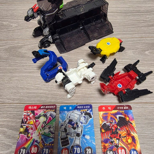 터닝메카드W 마스터 (청룡+백호+주작+현무) & 홀리 콤비네이션, 백호, 주작 메카드