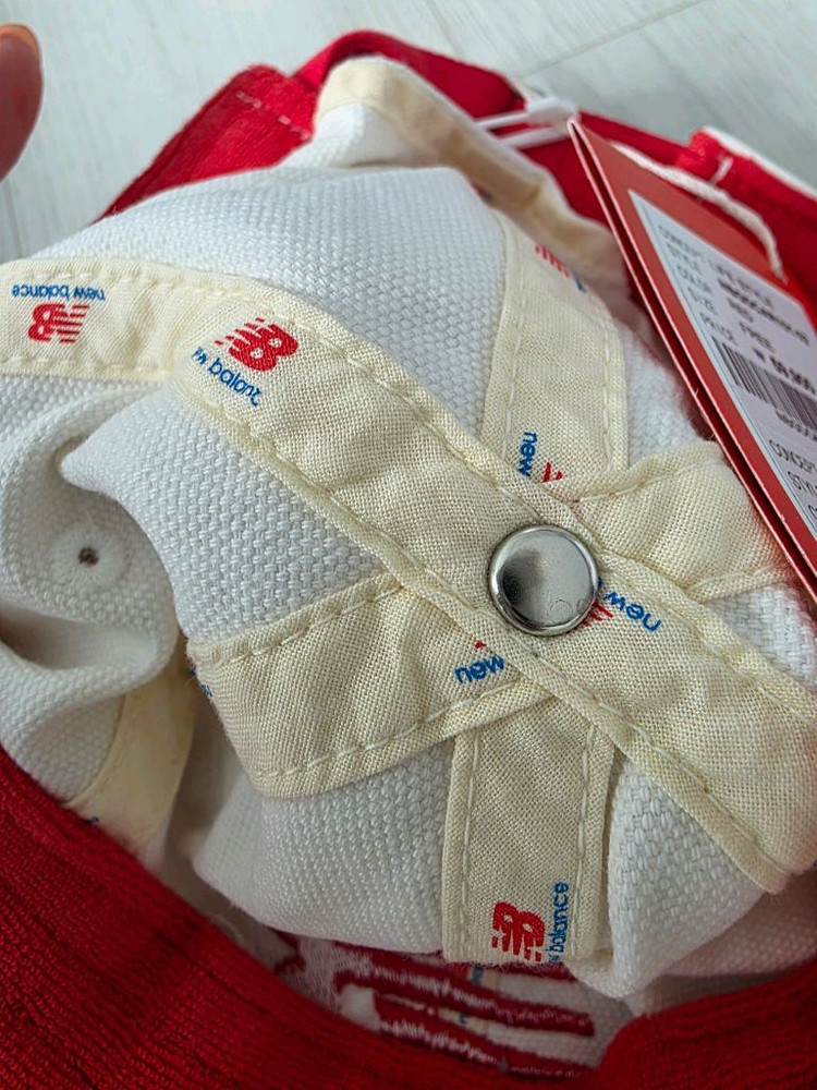 뉴발란스 캡모자 새상품..택포 3만--3