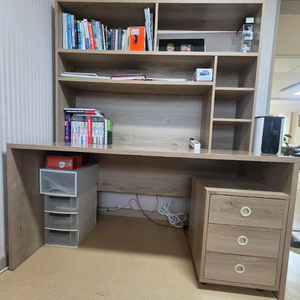 리바트 책상,책꽂이,서랍장 세트