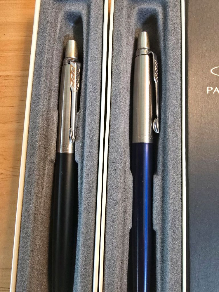 [무료배송] 파커(PARKER) 볼펜 2개 판매합니다--2