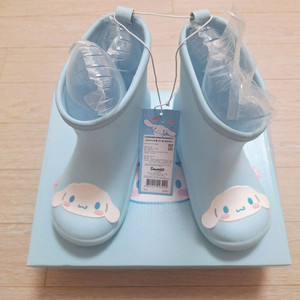 (새상품)시나모롤 레인부츠 210