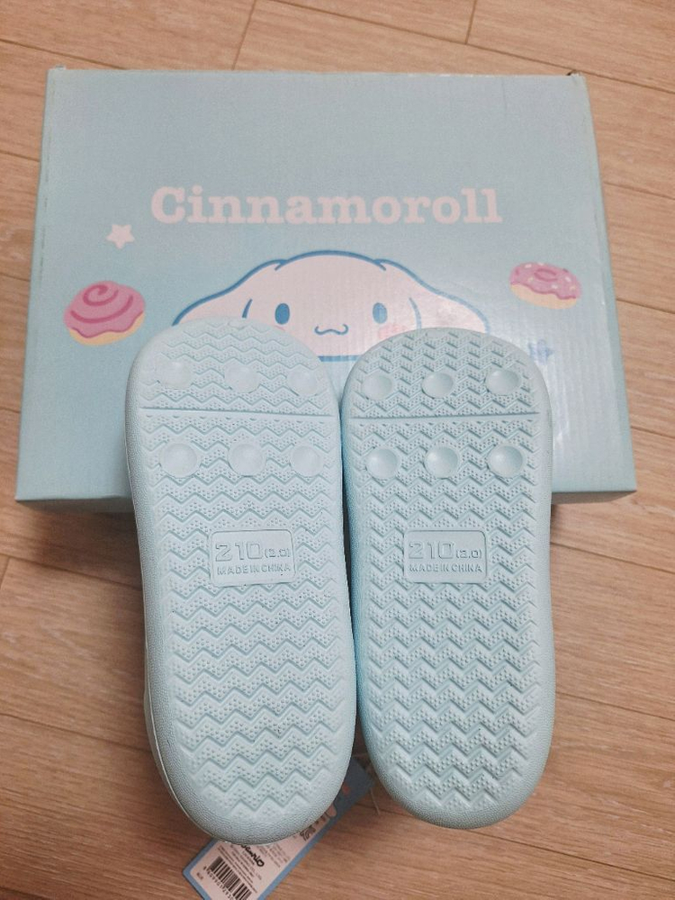 (새상품)시나모롤 레인부츠 210--1