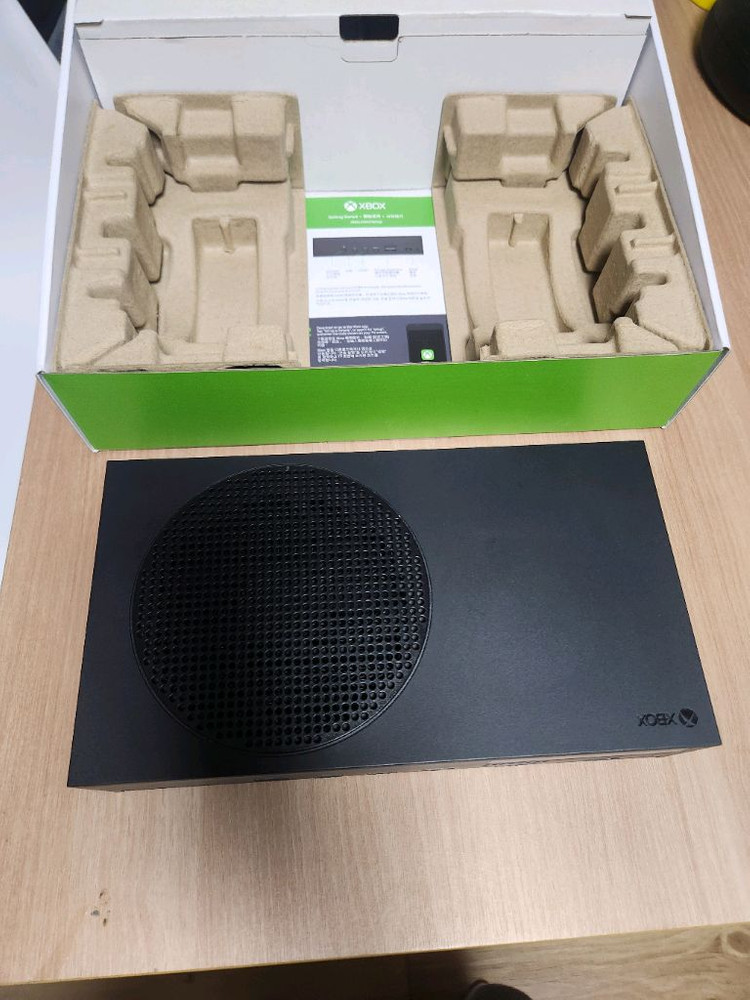 엑스박스 시리즈 s 1tb 팔아요--1