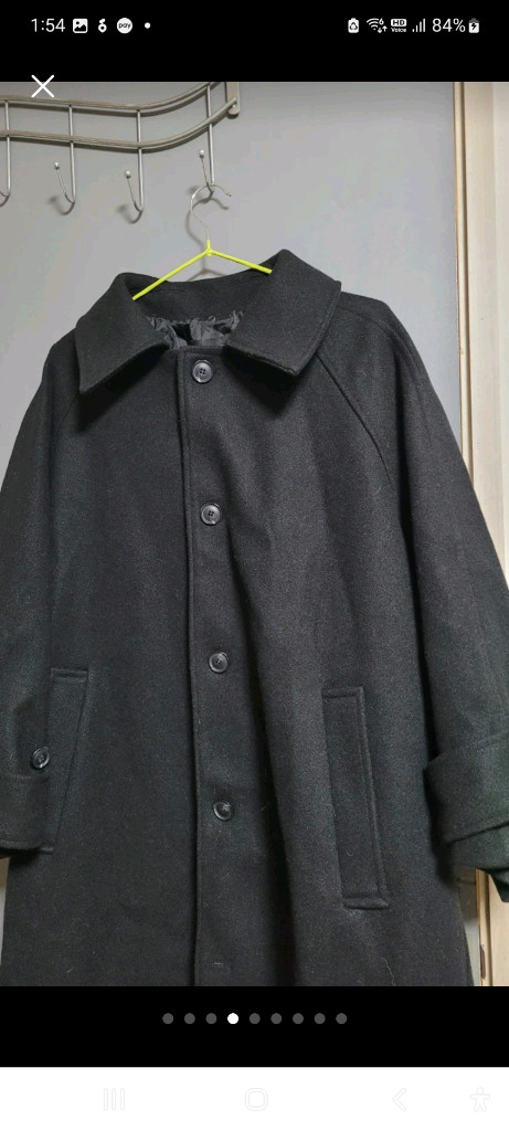 GARMENTS 브랜드의 블랙 발마칸어깨라인이 이쁘고 오버핏 코트입니다 프리 사이즈 66-77 .88도 밎으실듯.--4