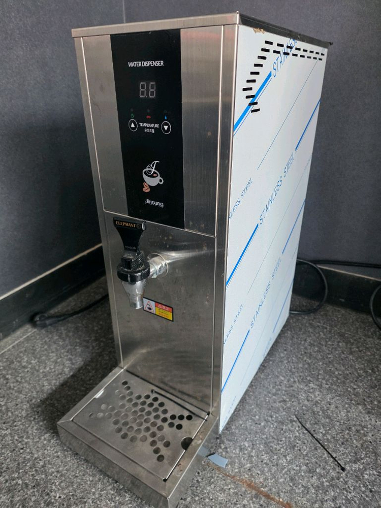 진성 워터디스펜서 핫온수기 이미지