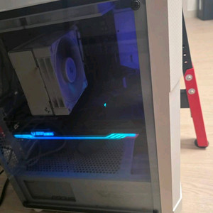 게이밍 pc 본체 팝니다 5600x 3070ti 32gb