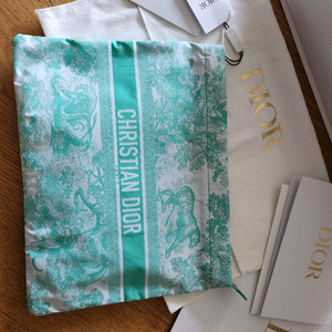 새상품 디올 리비에라 클러치 백