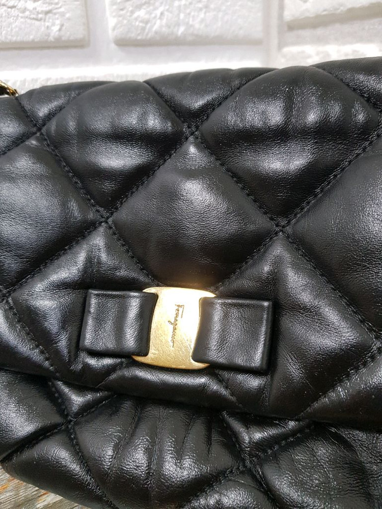 [정품] 페라가모 바라지니 퀼팅 크로스백 블랙--4