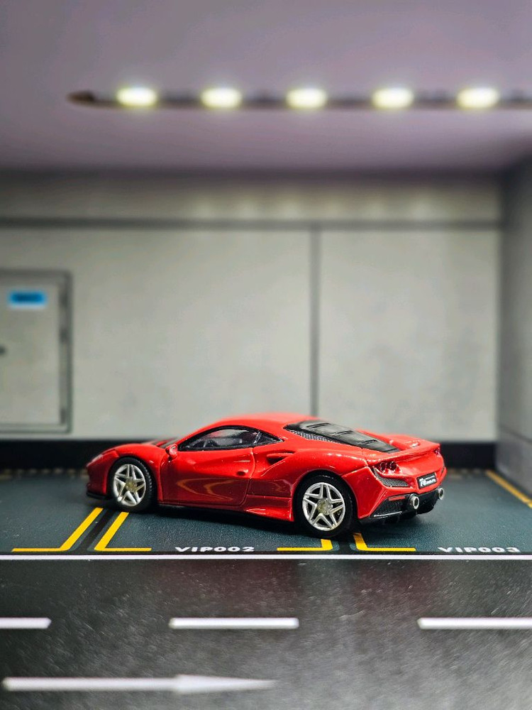 1:64 혼 모델 페라리 F8 트리뷰토--5
