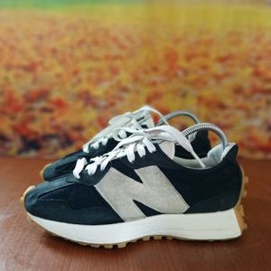 뉴발란스 327 KB1 ,225