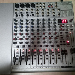 베링거 UB1622FX-PRO 믹서