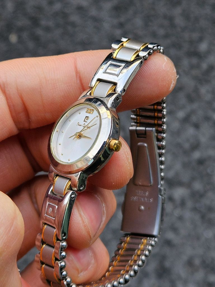 피에르가르뎅 빈티지시계--1