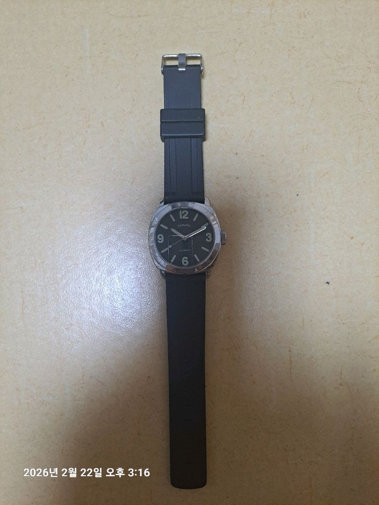 남성용 SONNE 오토매틱 손목시계. 파네라이 Panerai. 이미지