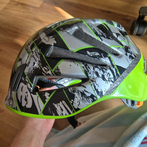 페츨 산악용 헬멧