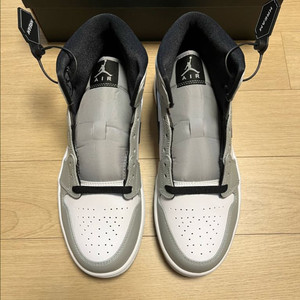 조던1미드 라이트스모크그레이 260 새상품 이미지