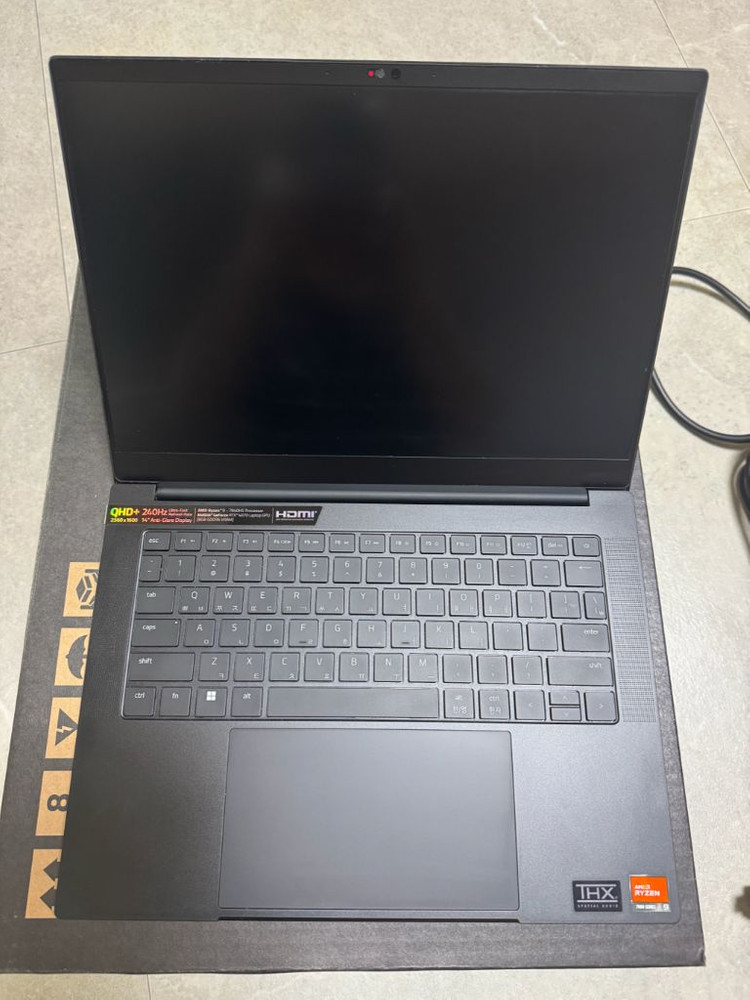 레이저 블레이드 14 RTX 4070 게이밍 노트북--1
