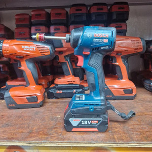 보쉬충전임팩드라이버GDR18V220C 3단속도조절 충전임팩드릴A급 독일 이미지