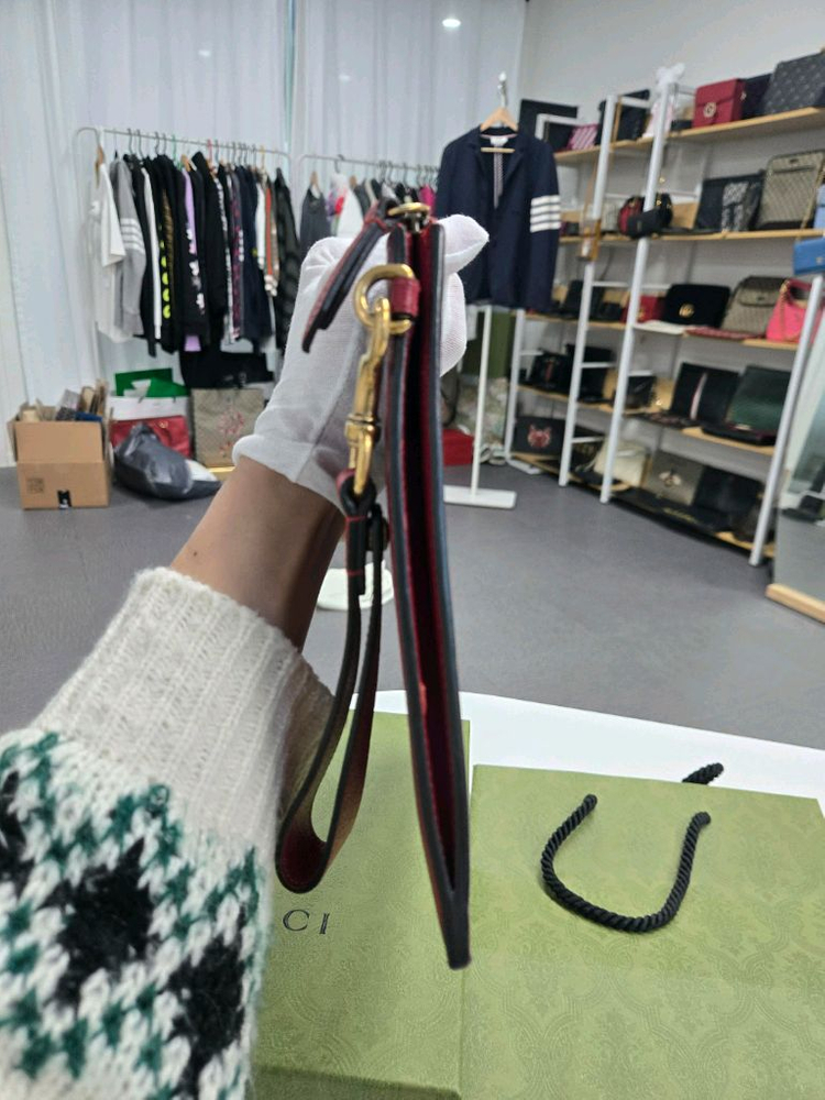 [40%할인] 구찌 한정한 킹스네이크 클러치백--3