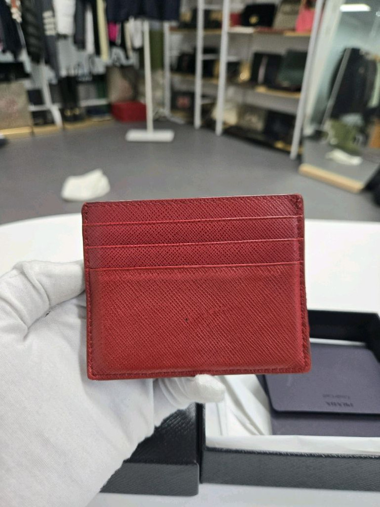 [40%할인] 프라다 사피아노 카드지갑--1