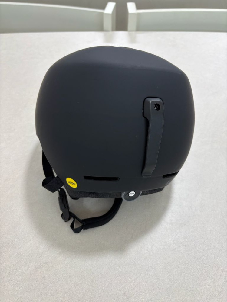 오클리 MOD1 스노우보드,스키 헬멧 화이트/블랙 일괄판매 이미지