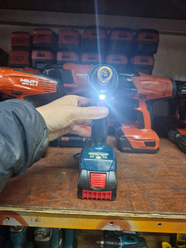 보쉬충전임팩드라이버GDR18V220C 3단속도조절 충전임팩드릴A급 독일 이미지