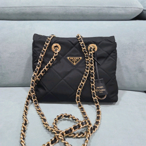 프라다1995 리에디션 퀄팅 체인 숄더백