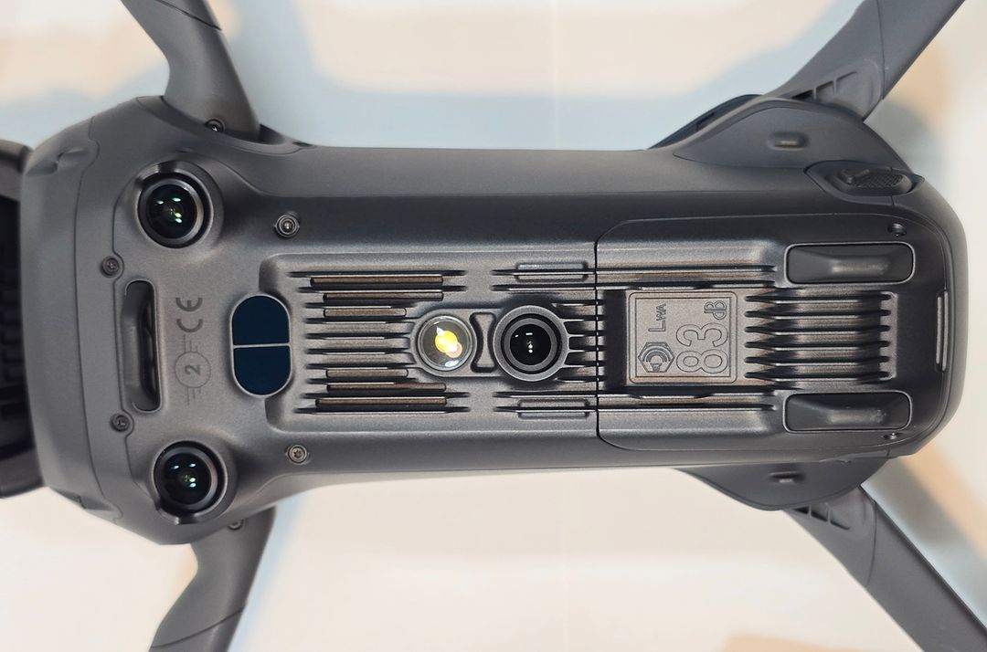 dji 매빅4프로 크리에이터 콤보(rc pro2포함) 케어2년--5