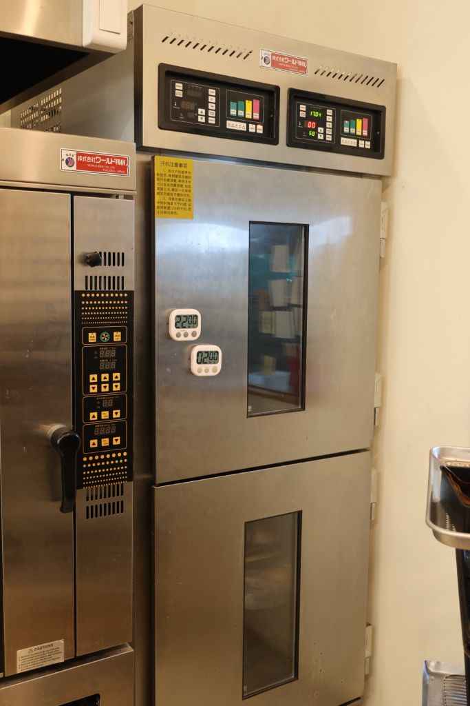 [업소용 베이커리 설비] 살바 데크오븐, 월드세이키 컨벡션오븐 및 도우컨디셔너--3