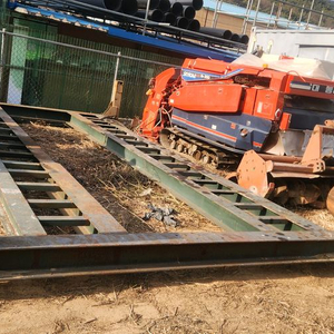 대형 트럭 화물차 장비 농기계 기계 카센타 카센터 정비 리프트 리프터 제관 정반 조방 다이 이미지