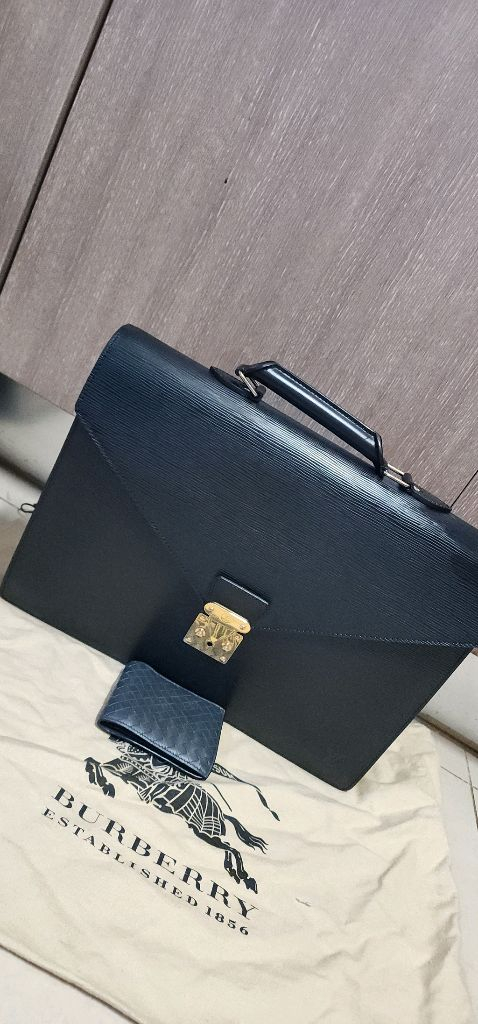 루이비통 세르비에 서류가방--0