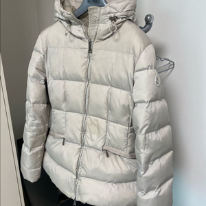 몽클레어 여성 구스 패딩 이미지