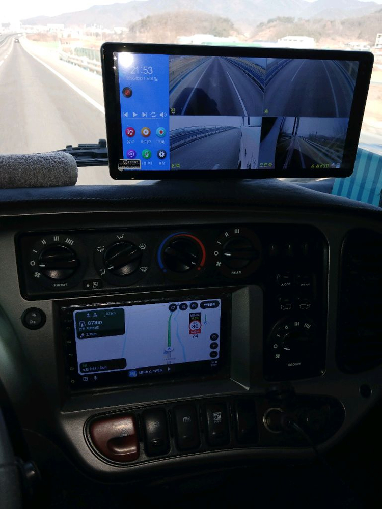 카운티 캠핑카 1종보통 대차 가능 견인설치 이미지