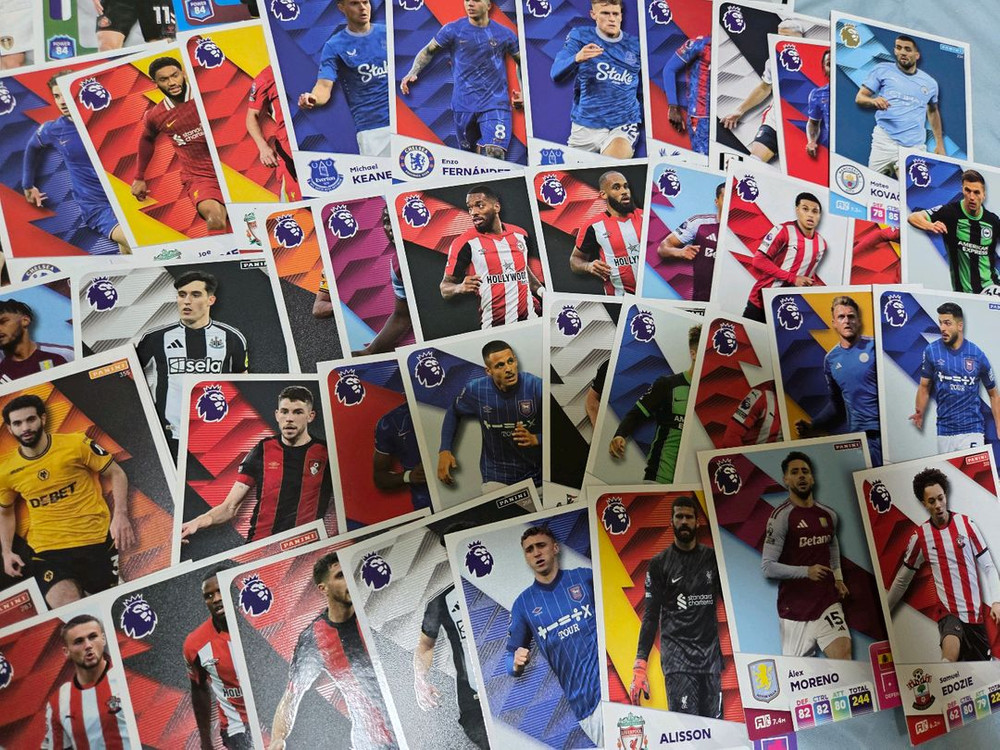 파니니 EPL 축구 카드 100장이상 택포 1.3만원--2