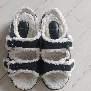 오르 라밤바룸 브론즈부부 라두나 썸제이 한섬 톰그레이하운드 타임 마인 sjsj 시스템 퍼샌들 240