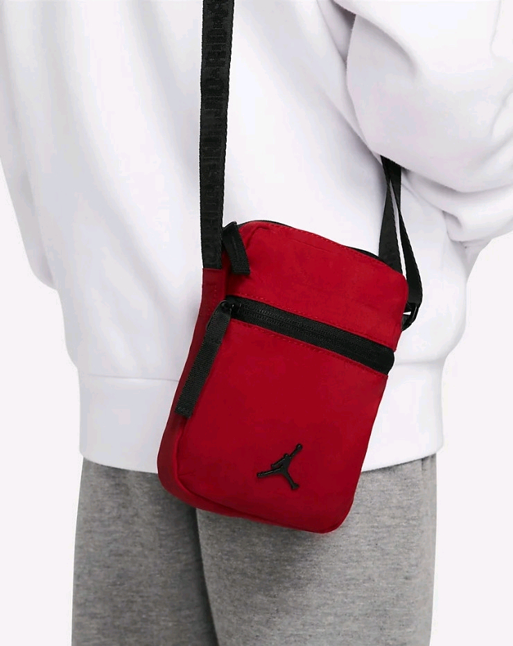 나이키 조던 크로스바디백 팔아요--1