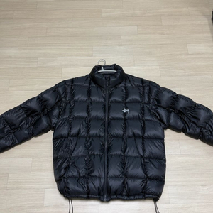 25FW 스투시 미드웨이트 푸퍼 블랙 XXL