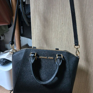 마이클코어스 가방 숄더백 크로스백