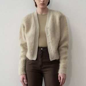 아모멘토 그랜마 가디건 올리브색상