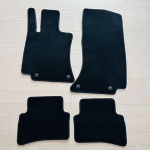 벤츠 E클래스 W214 순정 블랙 카매트